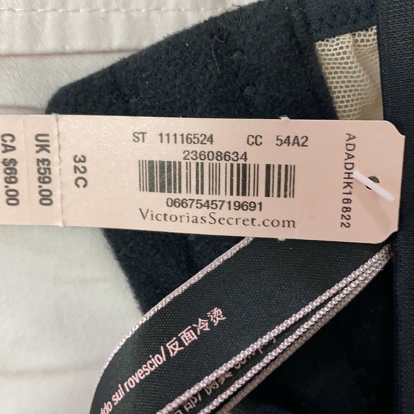 Victoria secret crop top or bra - Picture 6 of 6